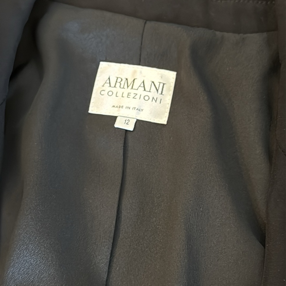 Giorgio Armani Women's Blazer - Picture 7 of 9